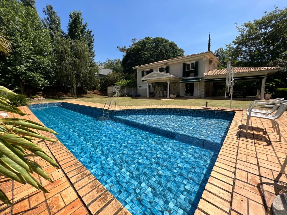Casa de Condomínio à venda com 4 quartos, 313m² - Foto 1