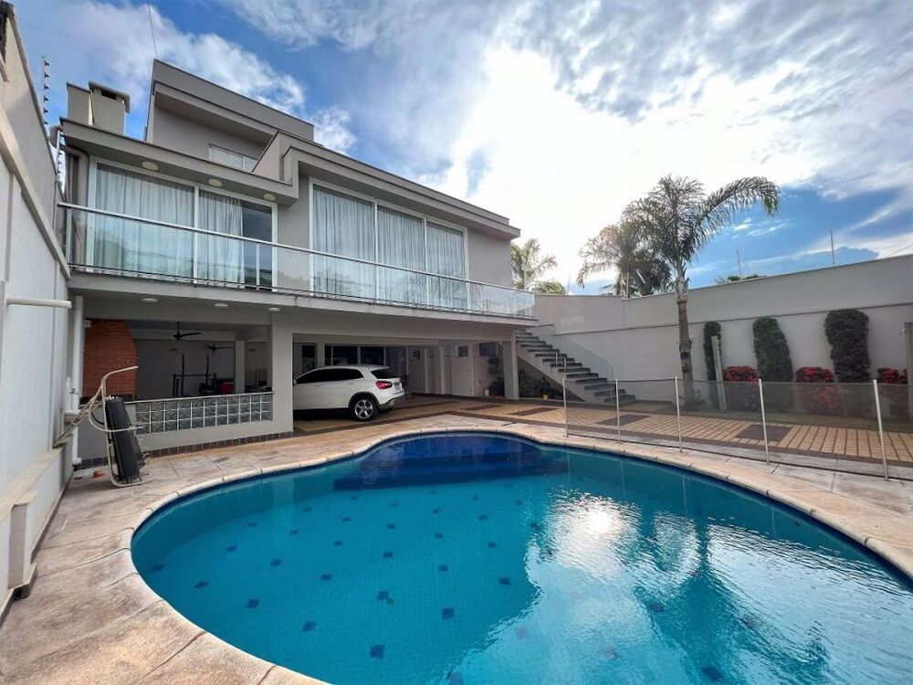 Casa, 3 quartos, 336 m² - Foto 1