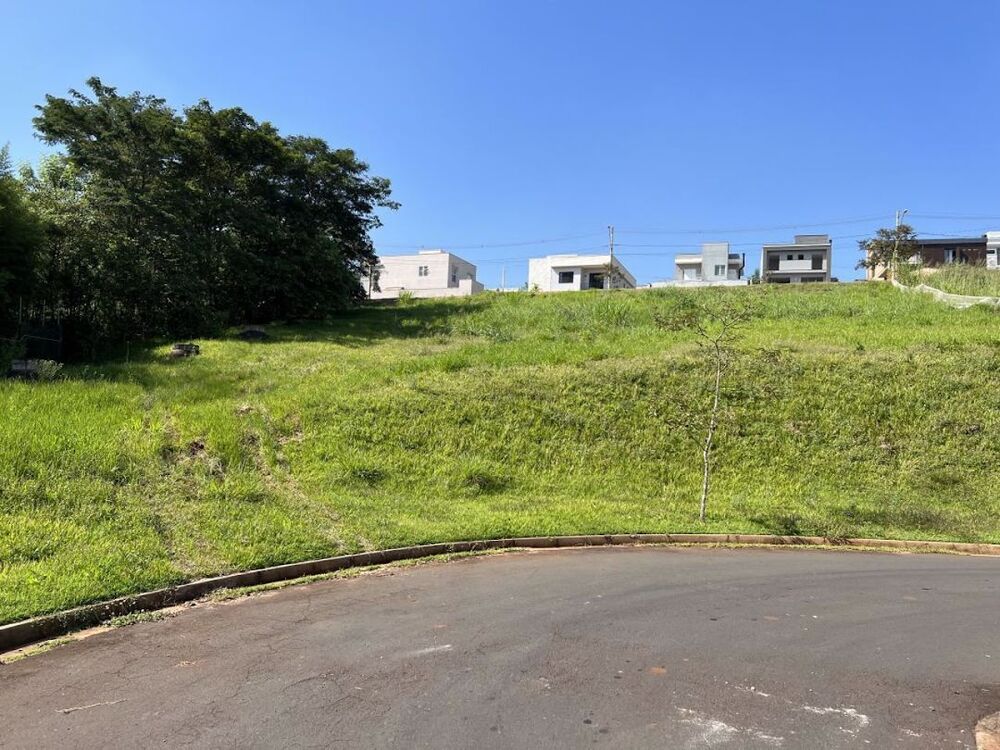 Loteamento e Condomínio, 550 m² - Foto 1