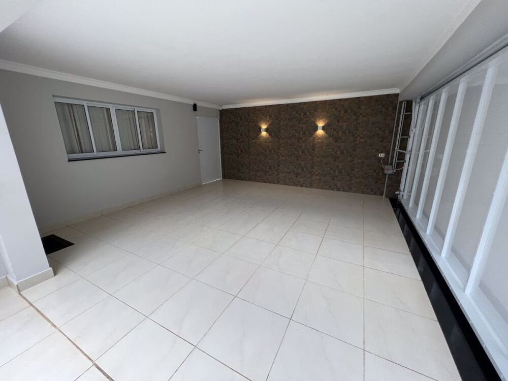 Casa, 3 quartos, 230 m² - Foto 2