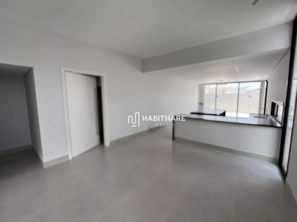 Casa de Condomínio à venda com 3 quartos, 160m² - Foto 4