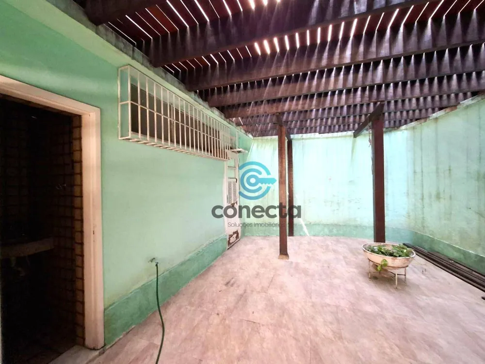 Casa, 4 quartos, 240 m² - Foto 17