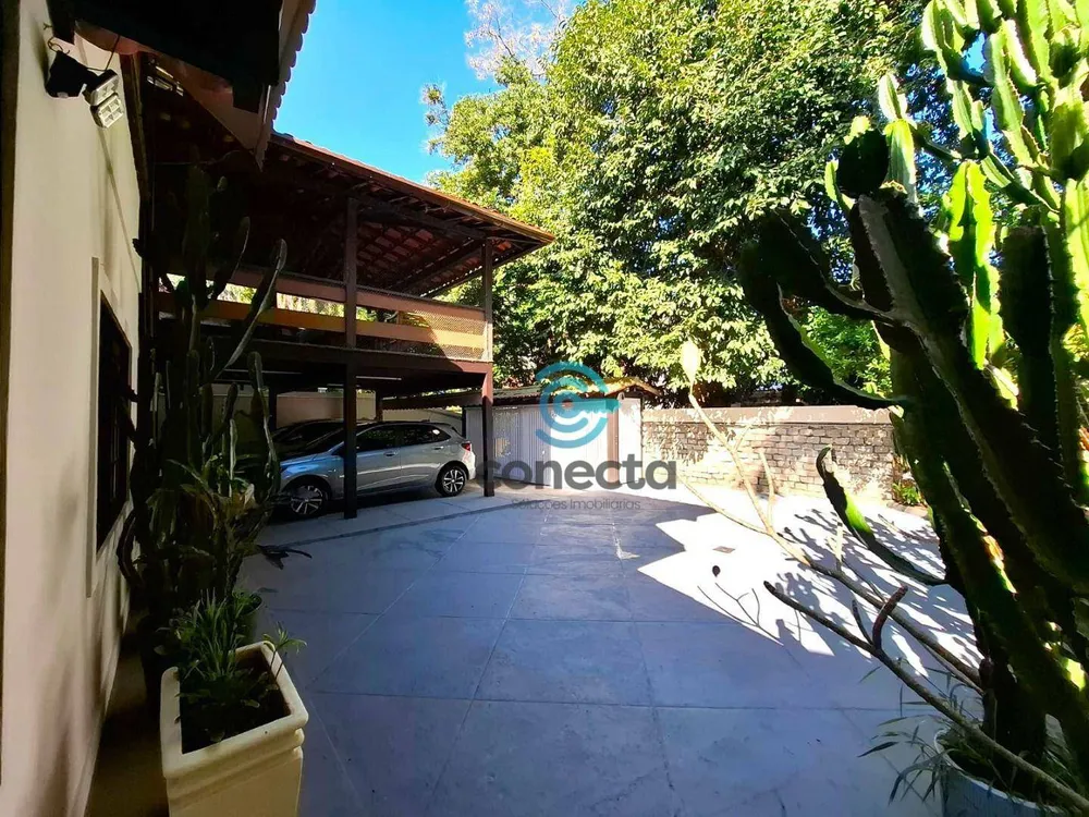 Casa, 4 quartos, 328 m² - Foto 45