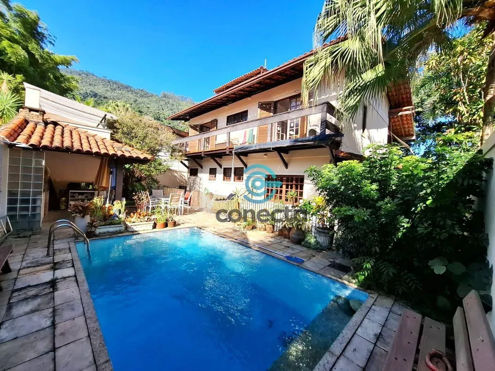 Casa, 4 quartos, 328 m² - Foto 2