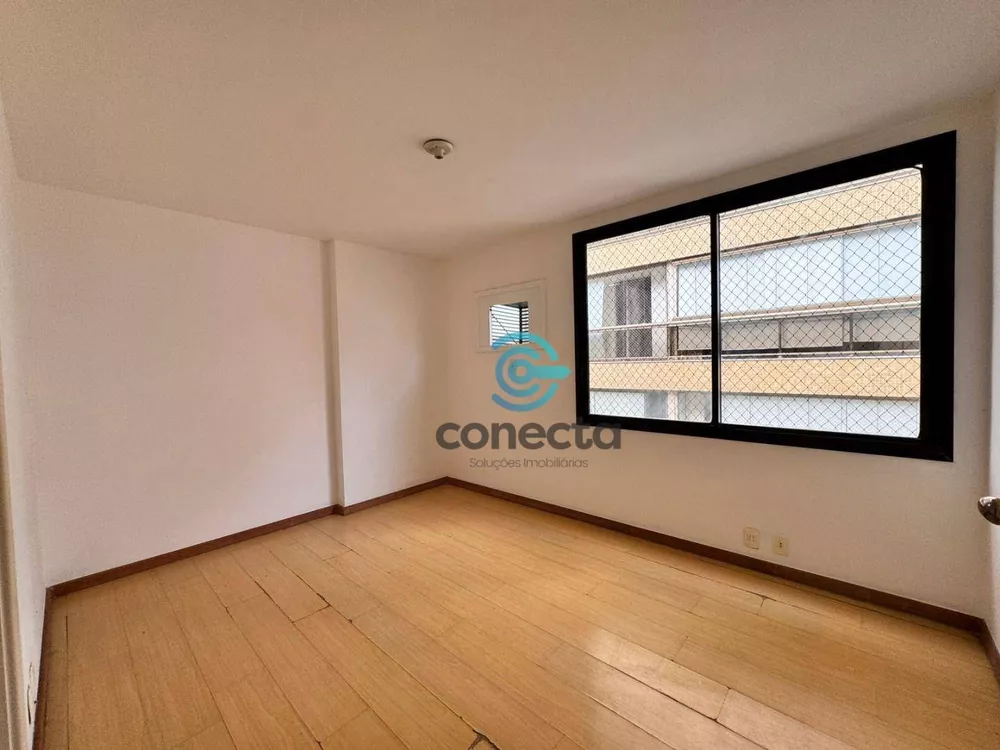 Cobertura, 3 quartos, 215 m² - Foto 13