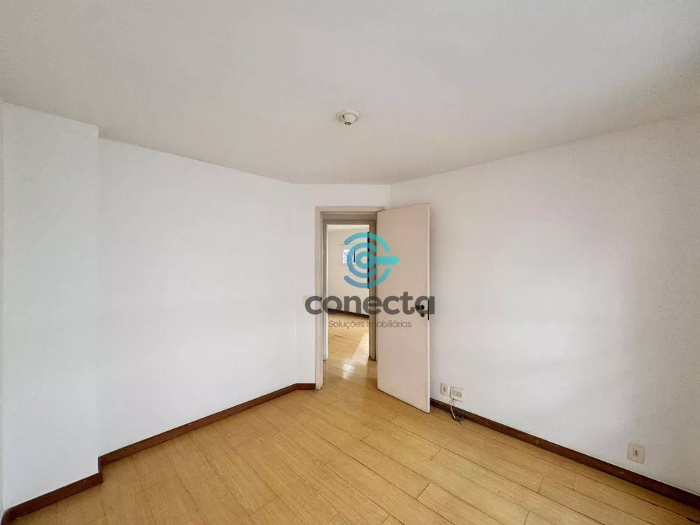 Cobertura, 3 quartos, 215 m² - Foto 8
