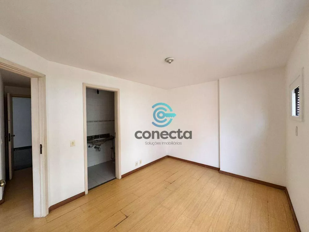Cobertura, 3 quartos, 215 m² - Foto 11