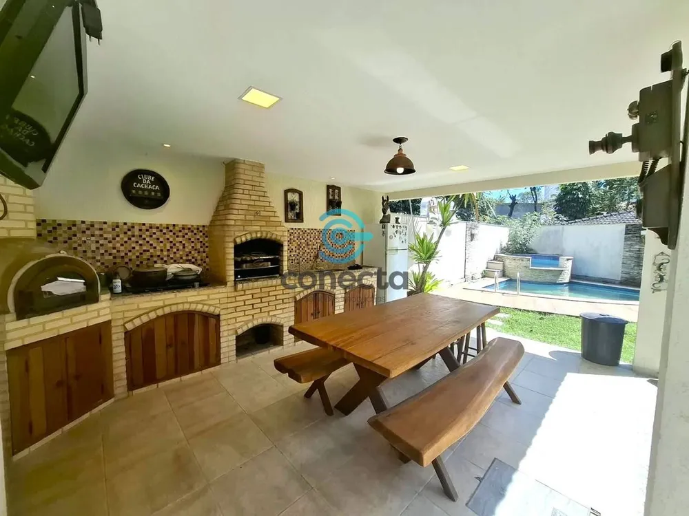 Casa, 3 quartos, 218 m² - Foto 4