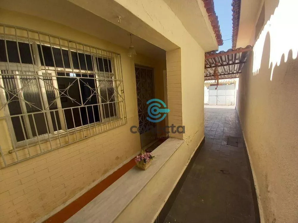 Casa, 3 quartos, 254 m² - Foto 1