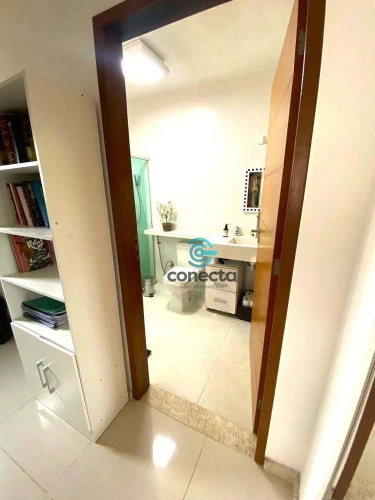 Casa, 4 quartos, 250 m² - Foto 15
