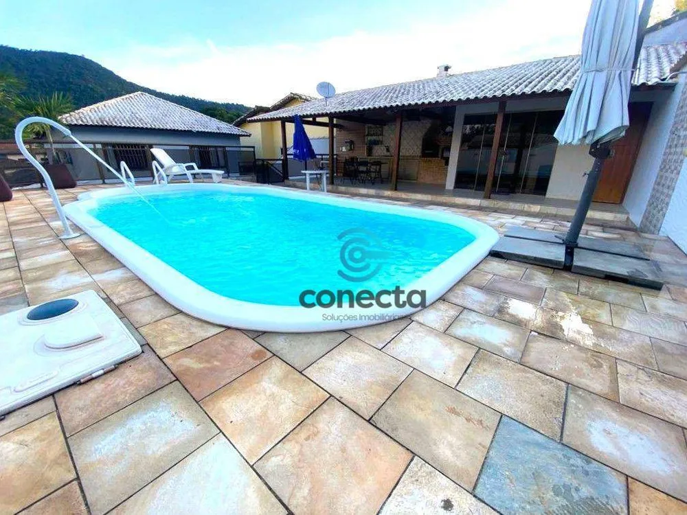 Casa, 4 quartos, 250 m² - Foto 14