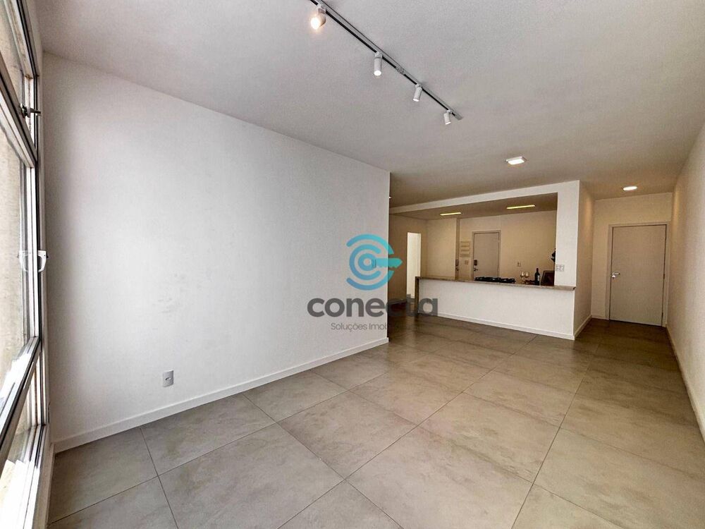Apartamento à venda com 3 quartos, 120m² - Foto 2