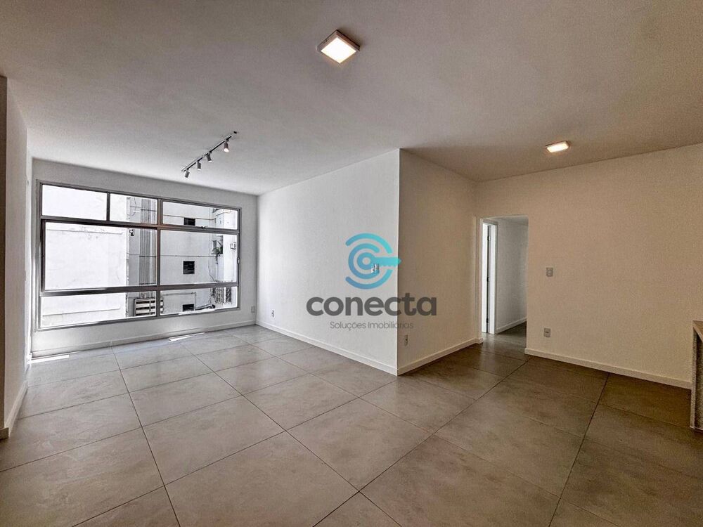Apartamento à venda com 3 quartos, 120m² - Foto 1