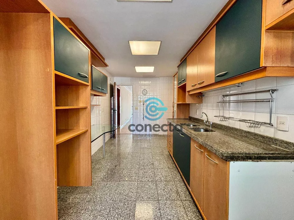 Apartamento, 3 quartos, 140 m² - Foto 1