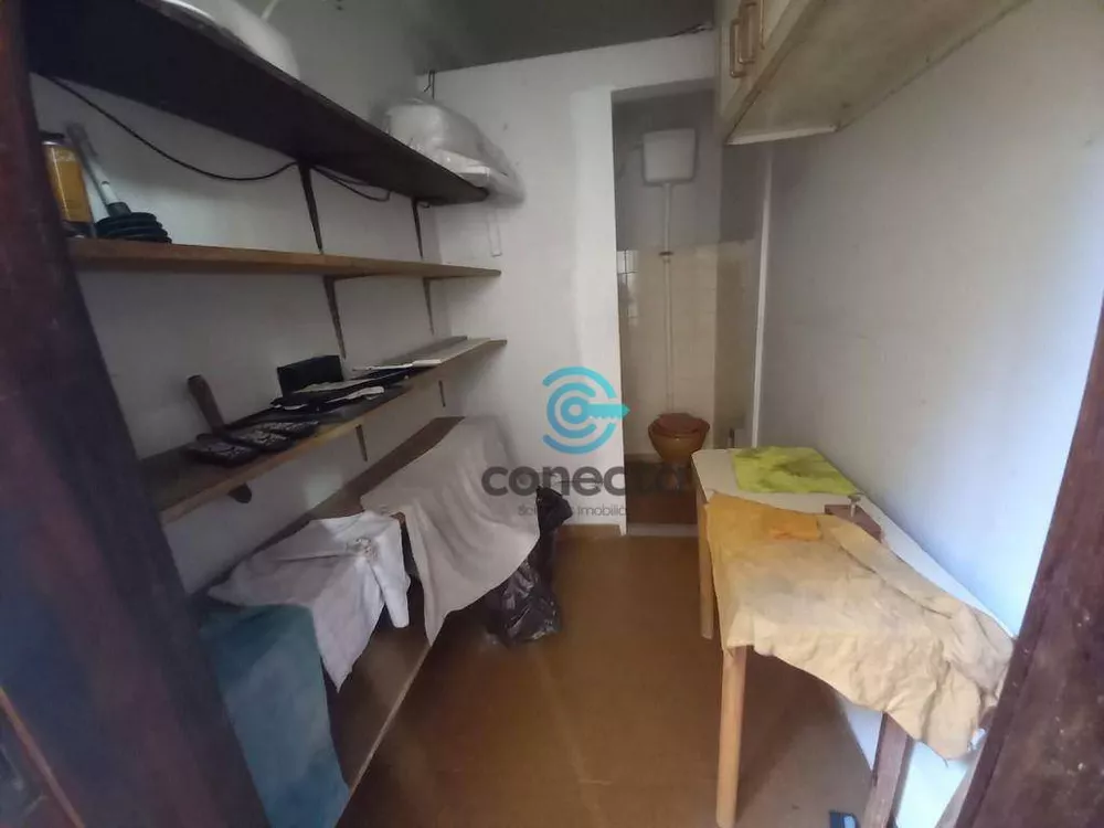 Casa, 4 quartos, 240 m² - Foto 13