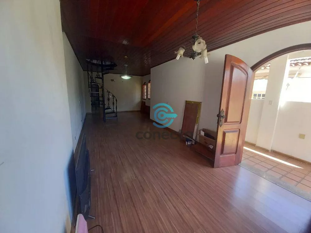 Casa, 4 quartos, 240 m² - Foto 23