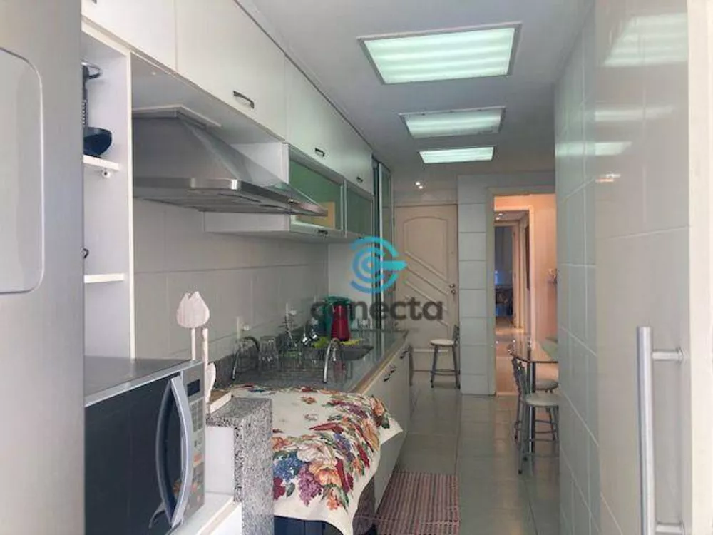 Cobertura à venda com 3 quartos, 225m² - Foto 12