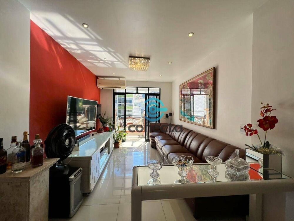 Apartamento à venda com 3 quartos, 110m² - Foto 1