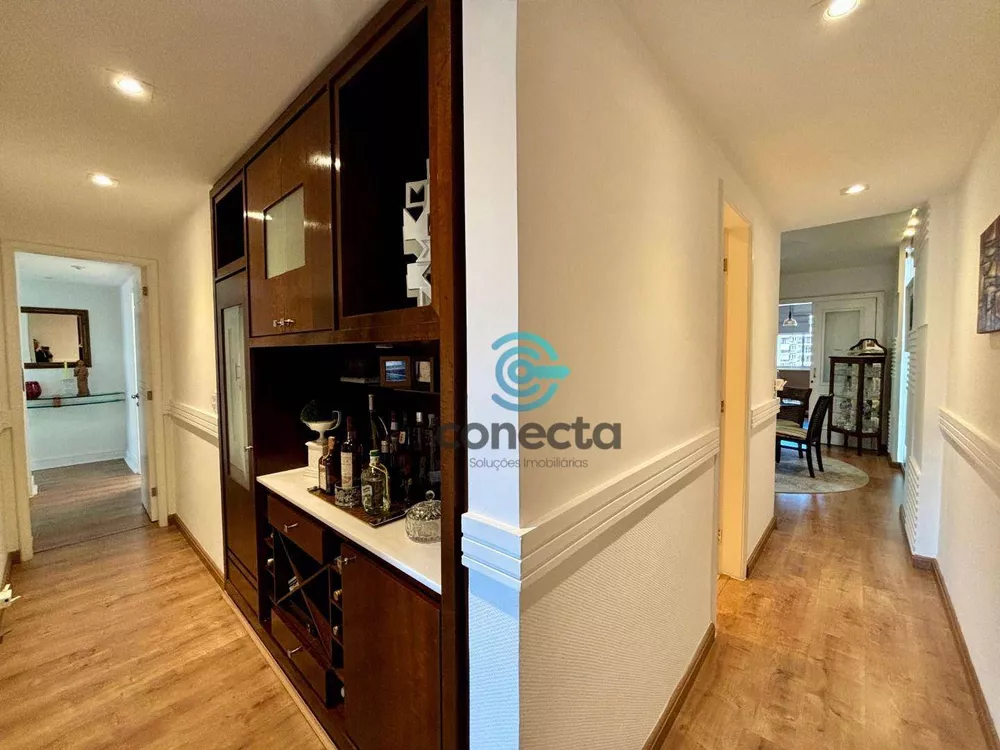 Apartamento, 3 quartos, 202 m² - Foto 3