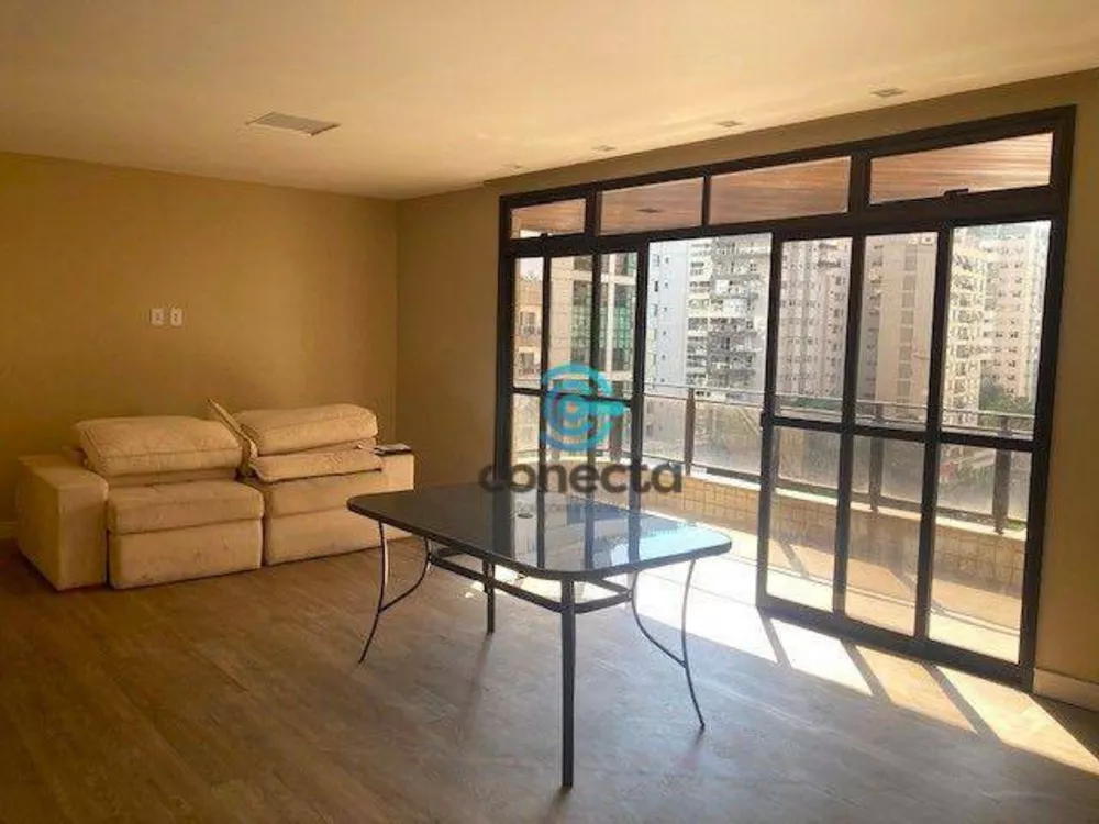 Apartamento à venda com 3 quartos, 210m² - Foto 2