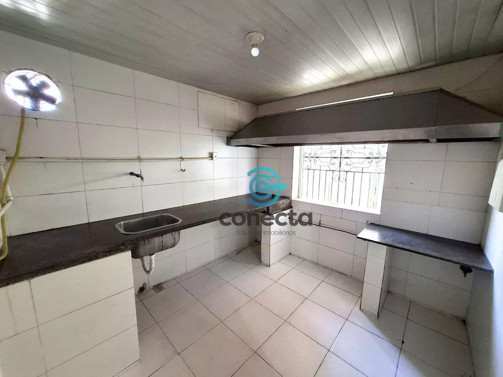 Casa à venda e aluguel com 2 quartos, 90m² - Foto 3