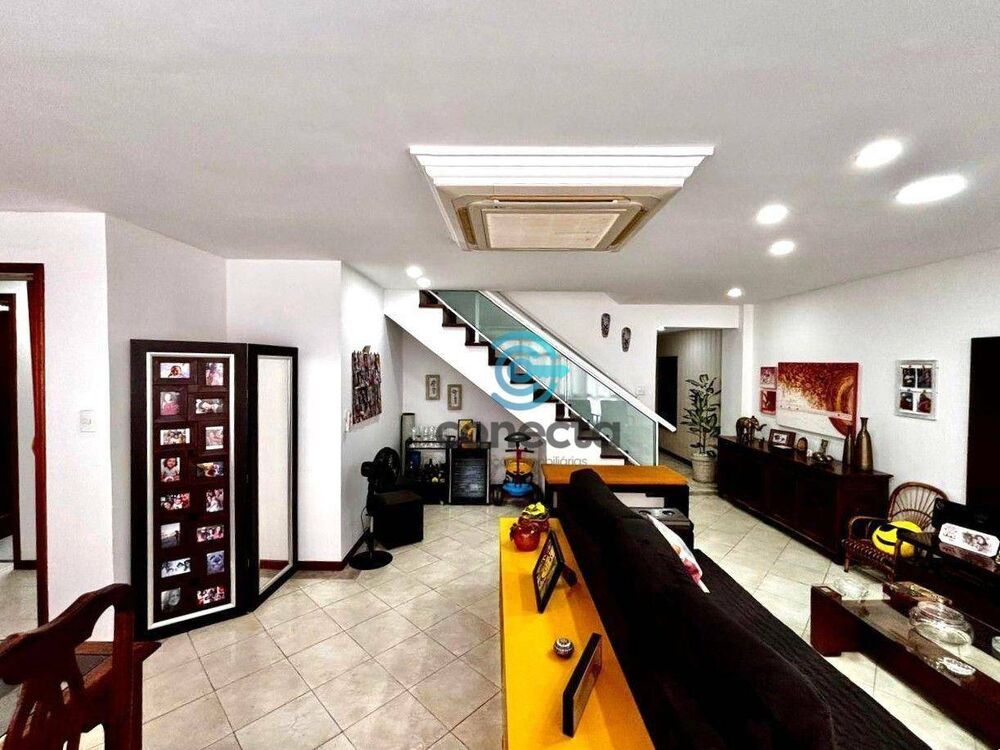 Cobertura à venda com 3 quartos, 216m² - Foto 3