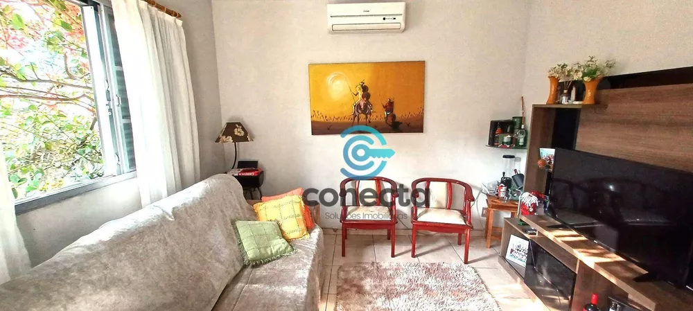 Casa à venda com 3 quartos, 157m² - Foto 4