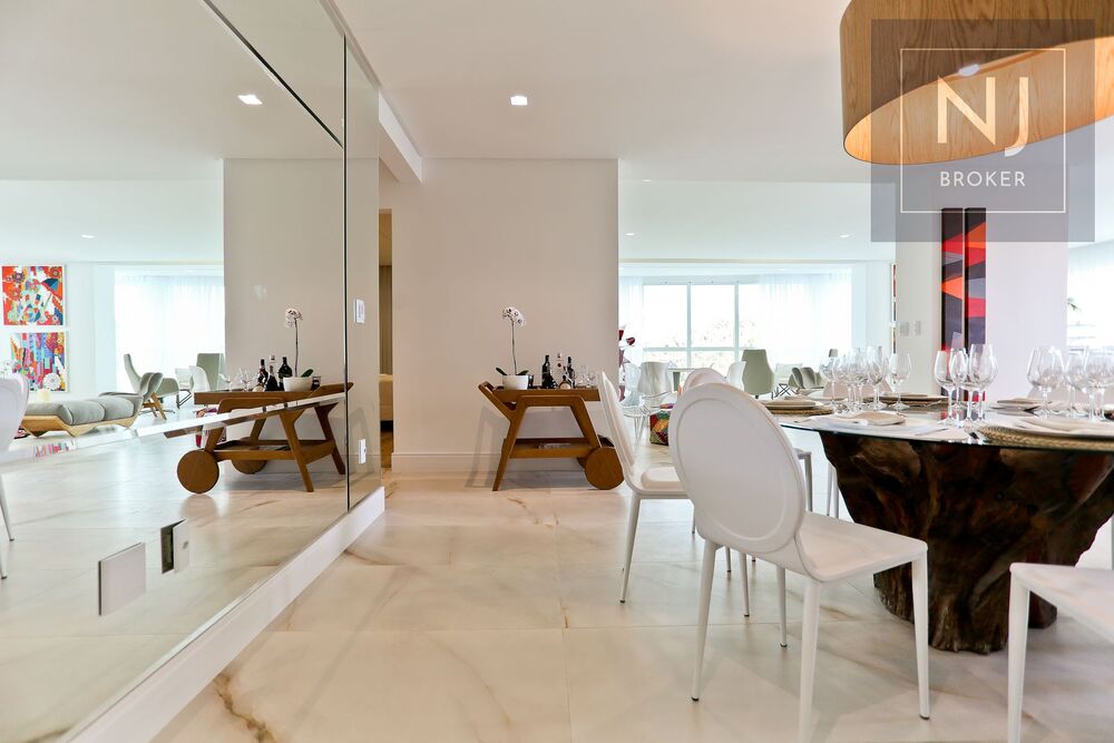 Cobertura à venda com 4 quartos, 369m² - Foto 1