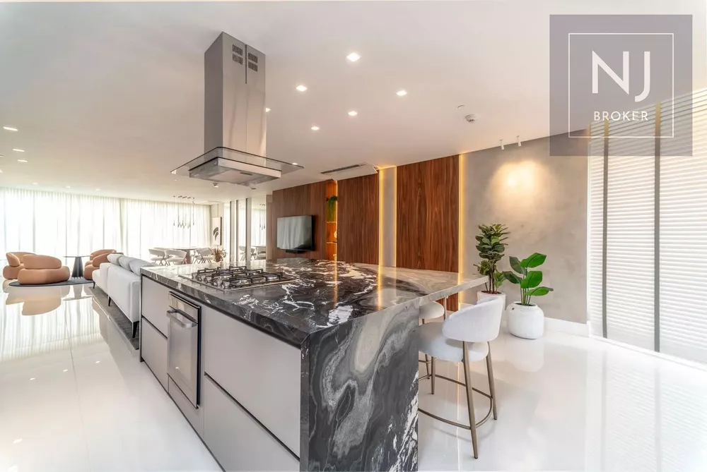 Apartamento, 4 quartos, 261 m² - Foto 2