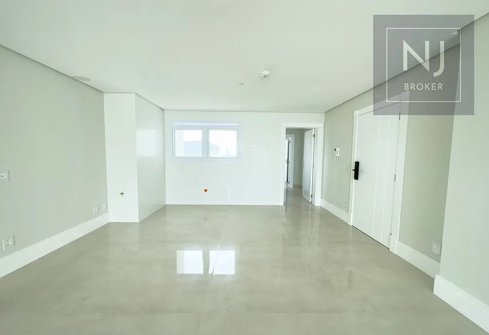 Apartamento, 4 quartos, 196 m² - Foto 2