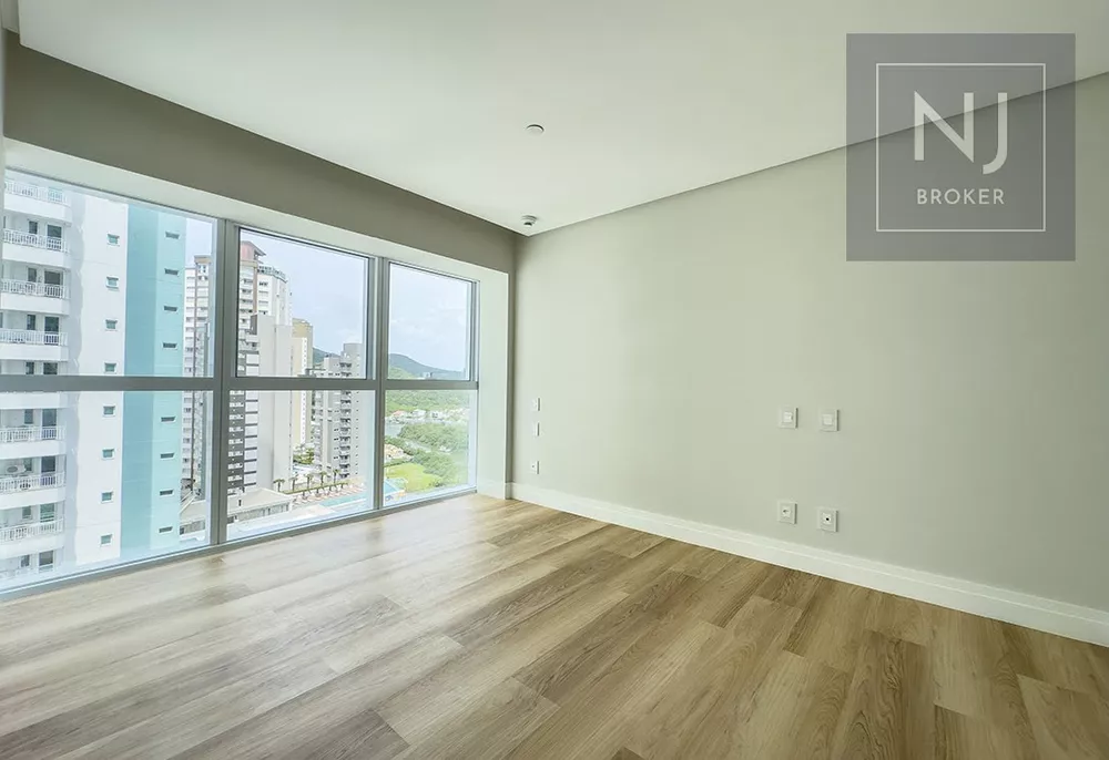 Apartamento, 4 quartos, 196 m² - Foto 1
