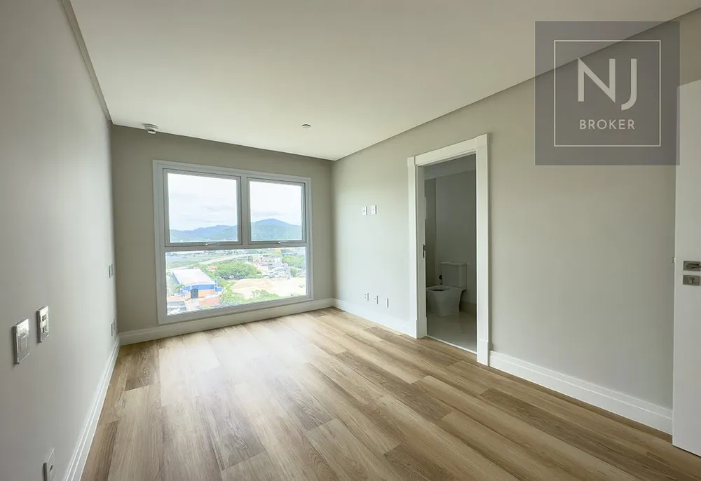 Apartamento, 4 quartos, 196 m² - Foto 4