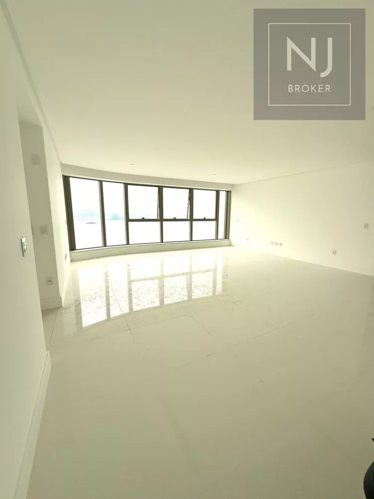 Apartamento, 4 quartos, 265 m² - Foto 1