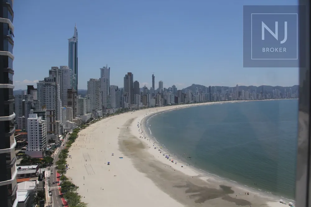 Apartamento, 4 quartos, 238 m² - Foto 2