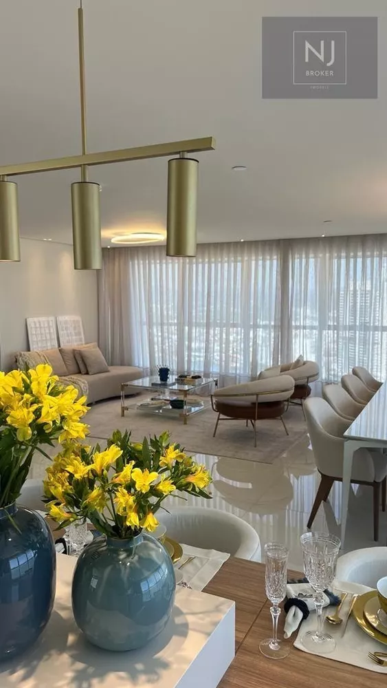 Apartamento, 4 quartos, 297 m² - Foto 2