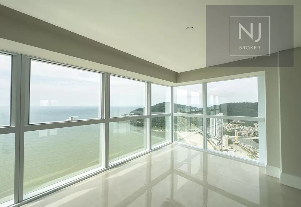 Apartamento, 4 quartos, 196 m² - Foto 2