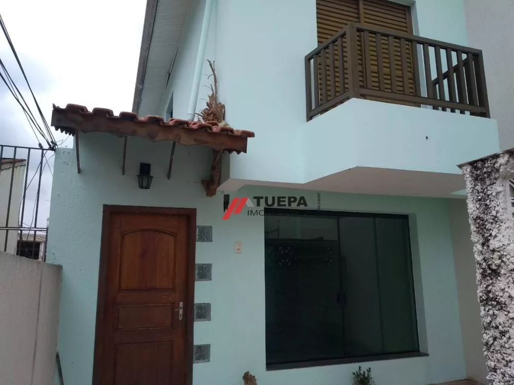 Casa à venda com 2 quartos, 178m² - Foto 1