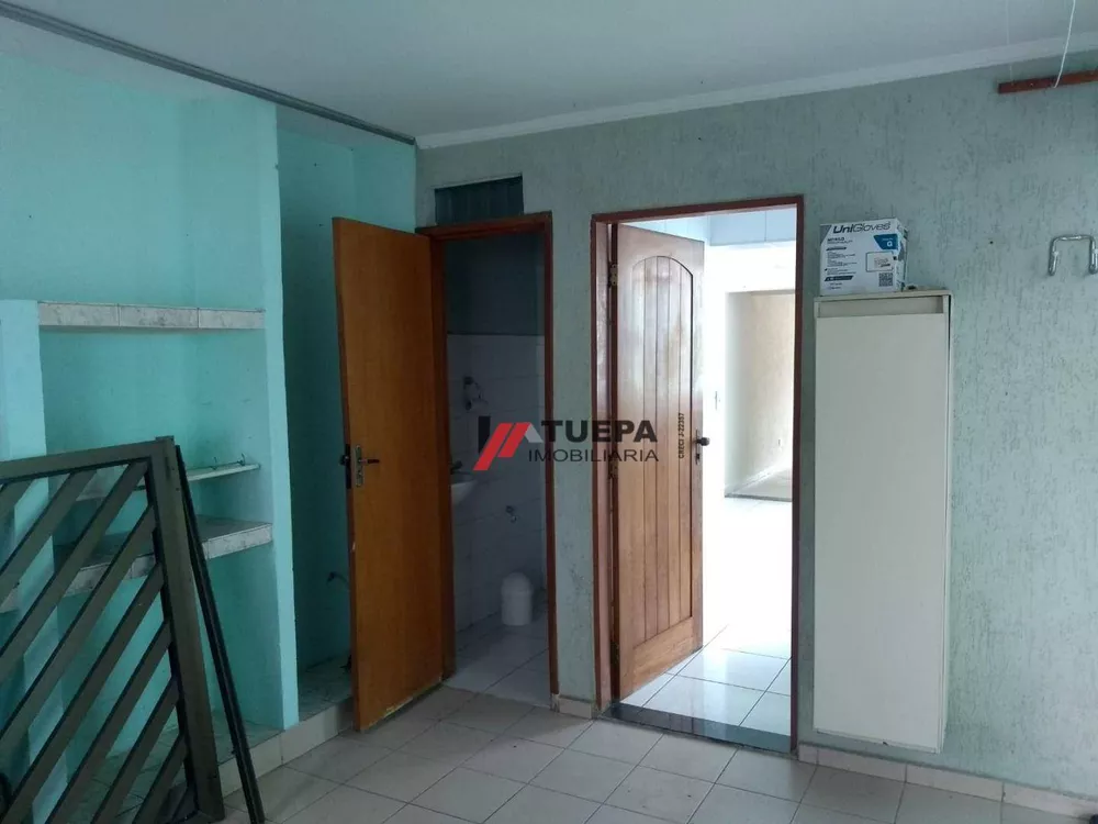 Casa à venda com 2 quartos, 178m² - Foto 2