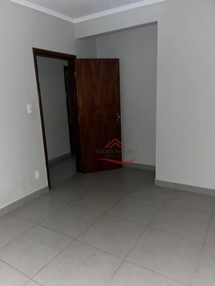 Apartamento, 3 quartos, 119 m² - Foto 2