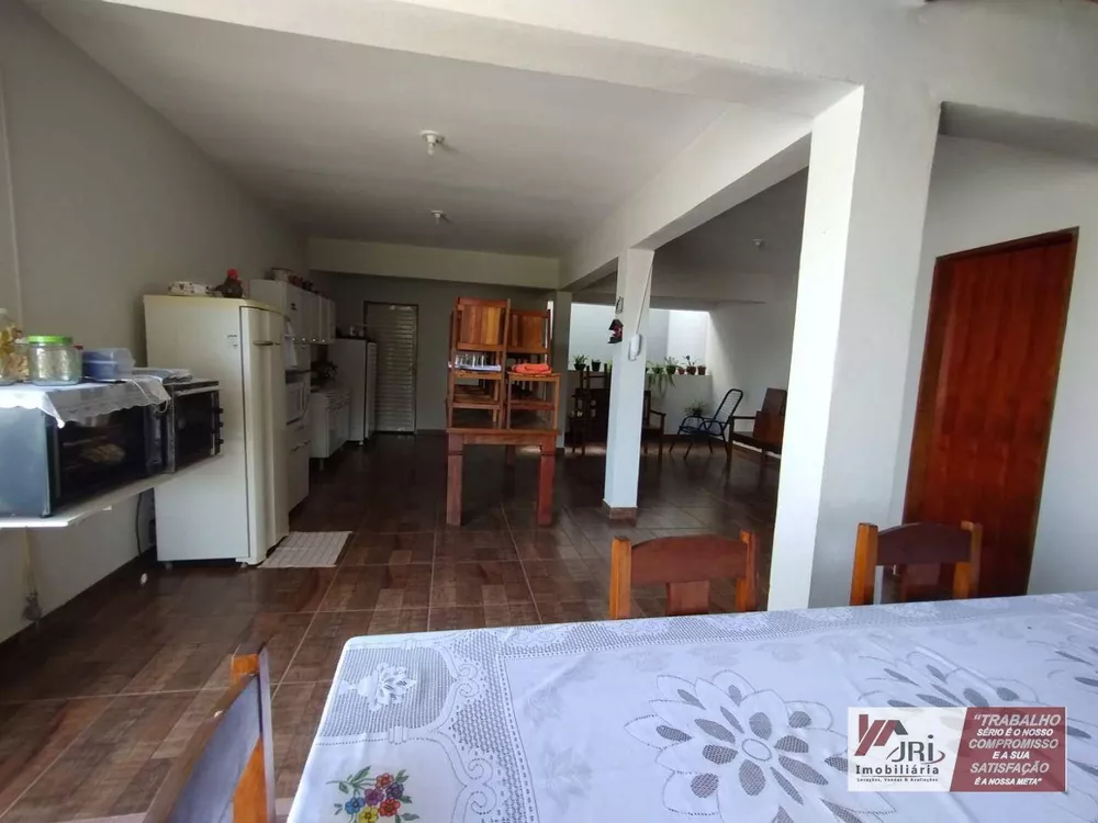 Chácara, 4 quartos, 2250 m² - Foto 9