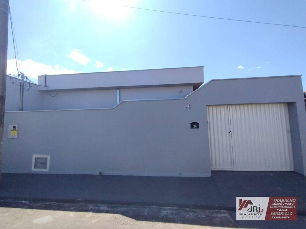 Chácara, 4 quartos, 2250 m² - Foto 1