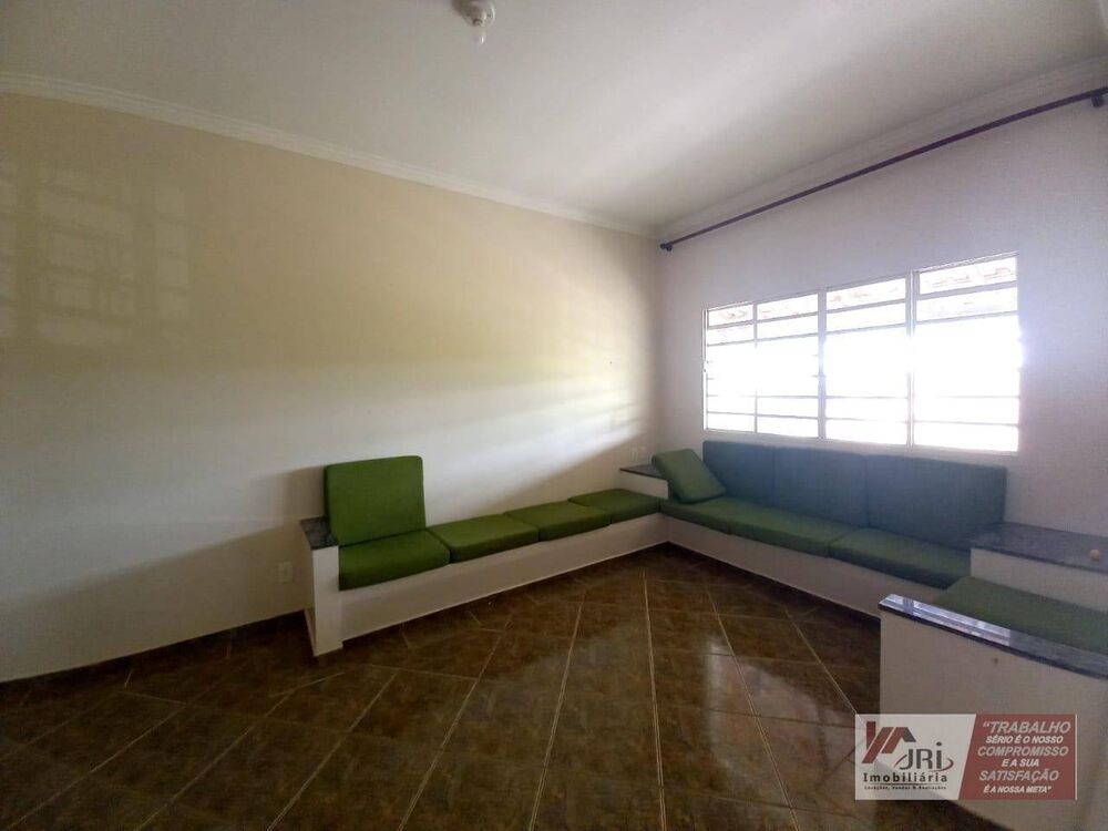 Chácara à venda com 3 quartos, 285m² - Foto 4