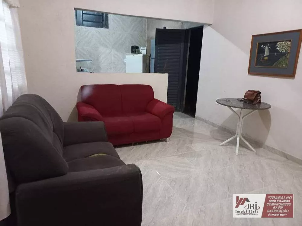 Chácara, 3 quartos, 1700 m² - Foto 1