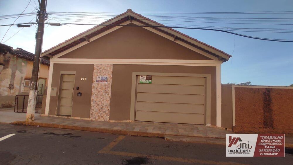 Casa, 3 quartos, 197 m² - Foto 1