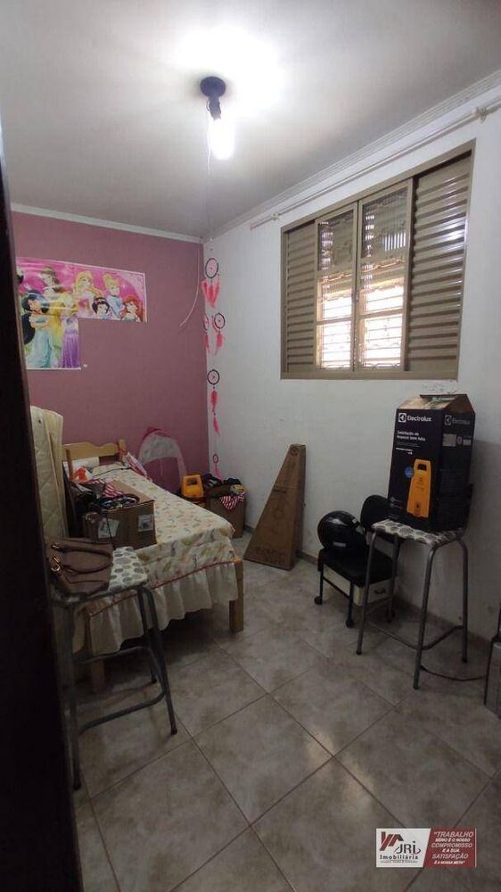Casa, 3 quartos, 197 m² - Foto 4