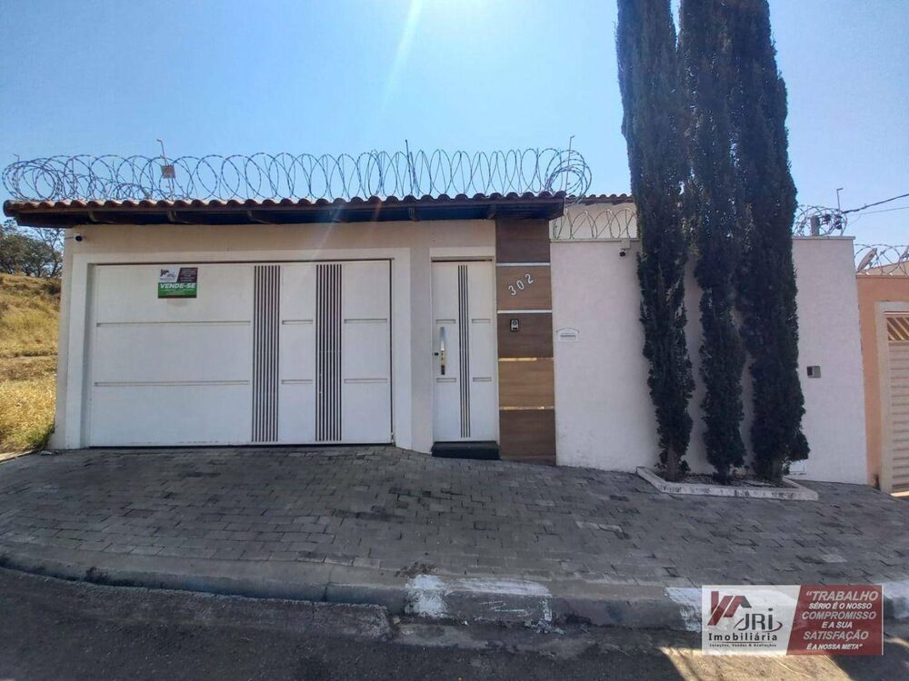 Casa à venda com 3 quartos, 200M2 - Foto 1