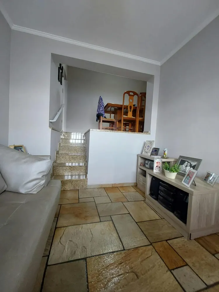 Casa, 3 quartos, 203 m² - Foto 1