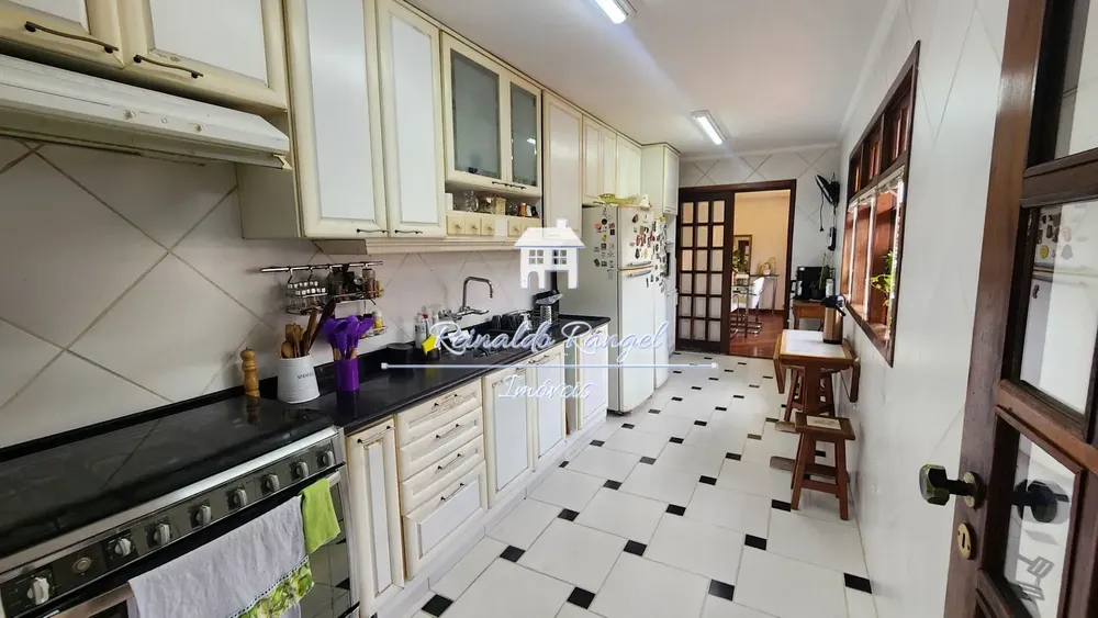 Casa, 3 quartos, 252 m² - Foto 4