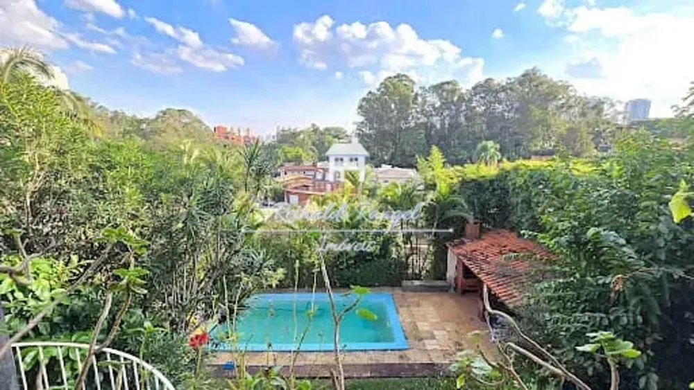 Casa, 6 quartos, 361 m² - Foto 1