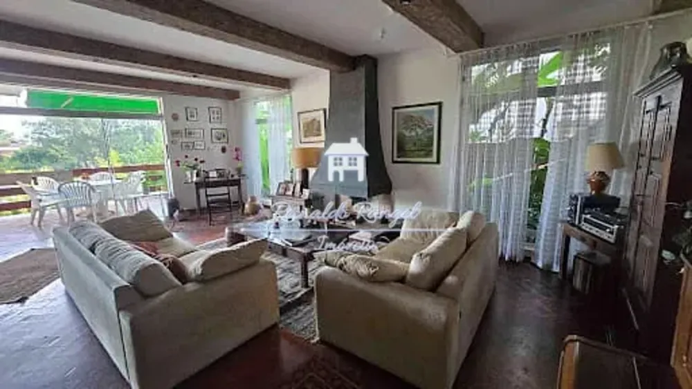 Casa, 6 quartos, 361 m² - Foto 3